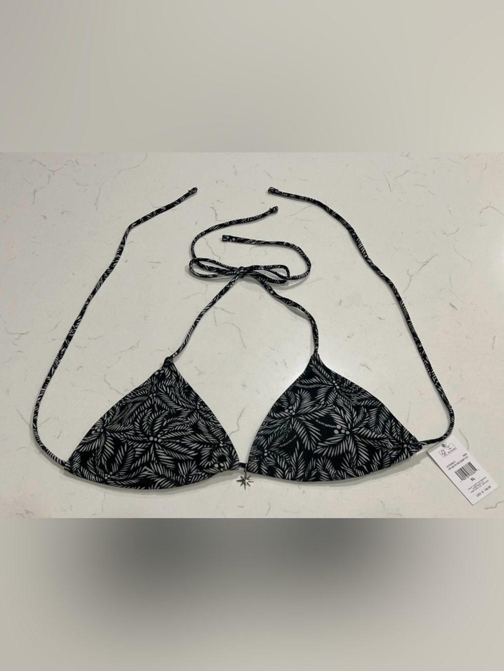 XL Womens VOLCOM Black White Triangle Bikini Swimsuit Top Tropical Rib Swim NWT